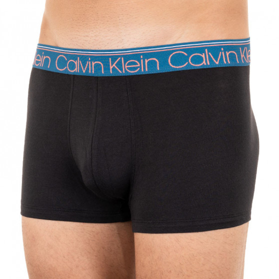 3PACK Boxers para homem Calvin Klein preto (NB2336A-BFR)