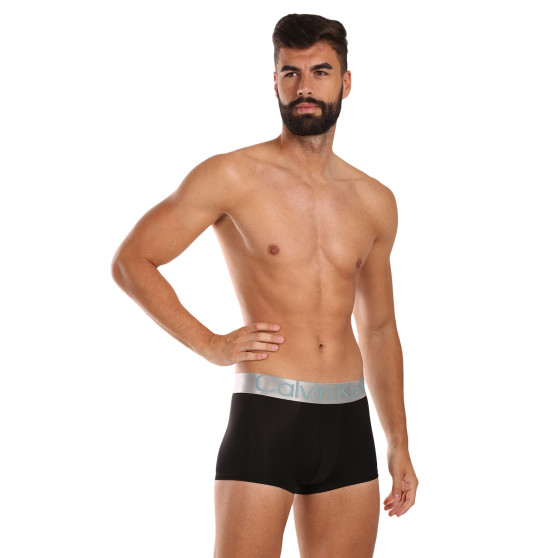 3PACK Boxers para homem Calvin Klein preto (NB3074A-QTE)